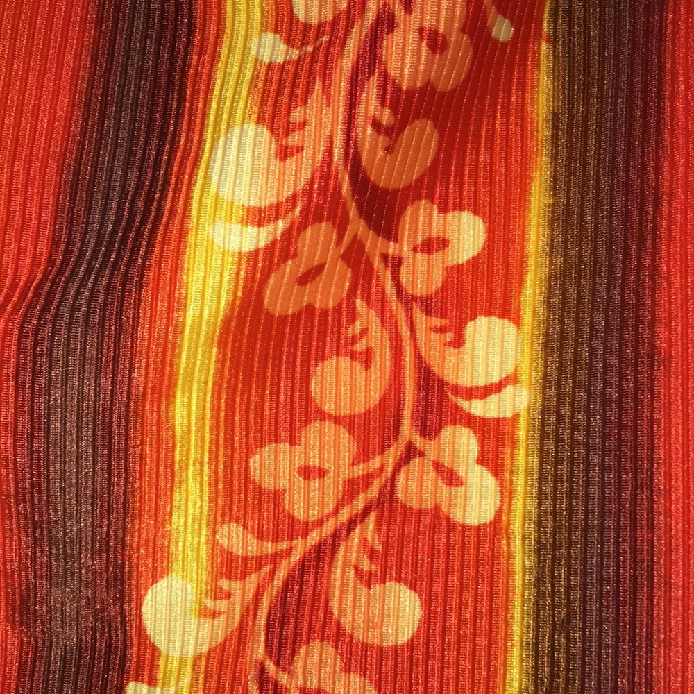 NWOT Women’s 2pc Swimsuit Set - Picture 3 of 9